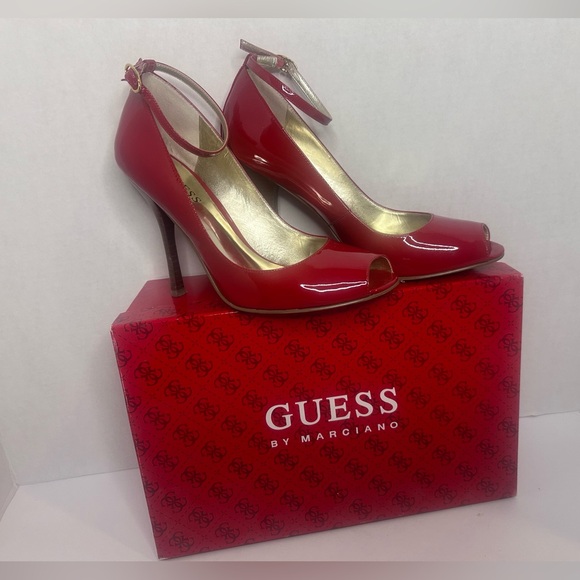 Sexy GUESS ankle strap RED patent heels - Picture 1 of 14